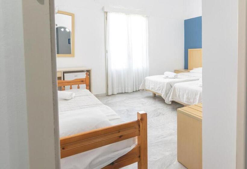 اتاق استاندارد چهار تخته, Carlos Pension