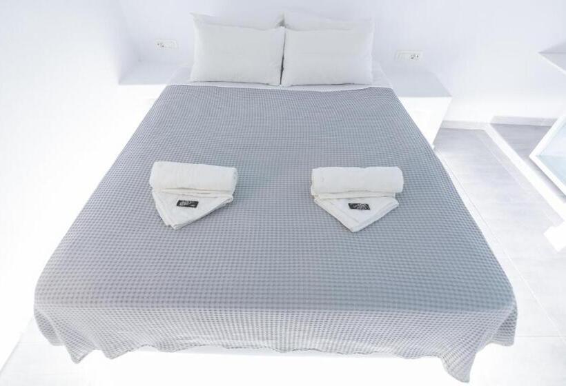 اتاق سوپریور, Carlos Pension