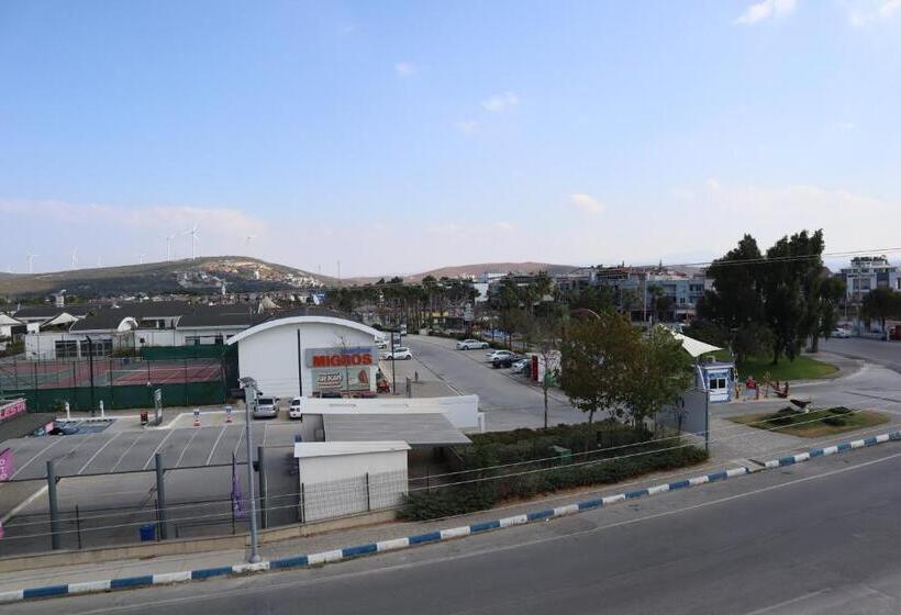 Номер Стандарт с Балконом, Aurora Siğacik