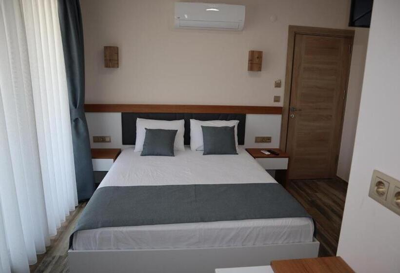 Номер Стандарт с Балконом, Aurora Siğacik