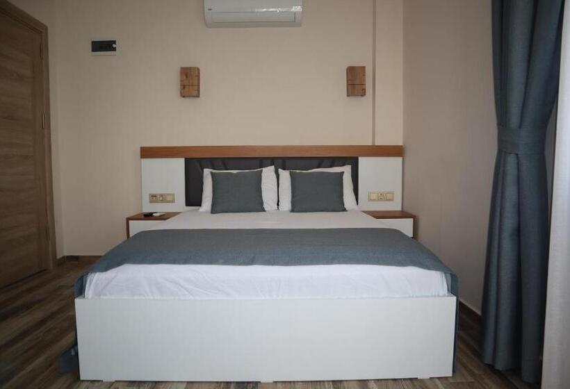 Номер Стандарт с Балконом, Aurora Siğacik