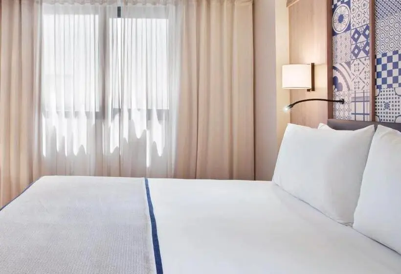 اتاق استاندارد یک نفره, Eurostars Guadalquivir