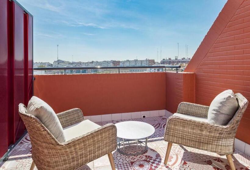 اتاق لوکس با تراس, Eurostars Guadalquivir