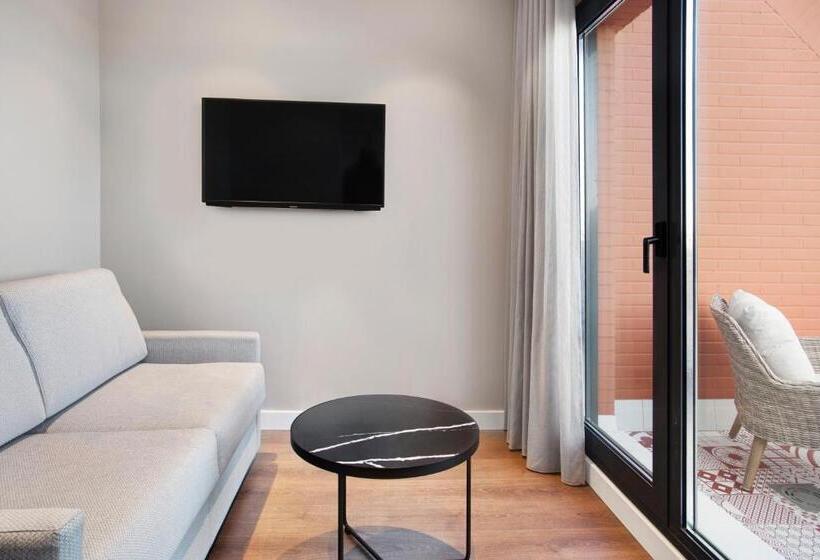 سوئیت جونیور با تراس, Eurostars Guadalquivir