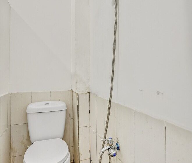 标准间, Oyo 90523 Homestay Jenggolo