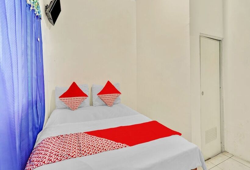 标准间, Oyo 90523 Homestay Jenggolo
