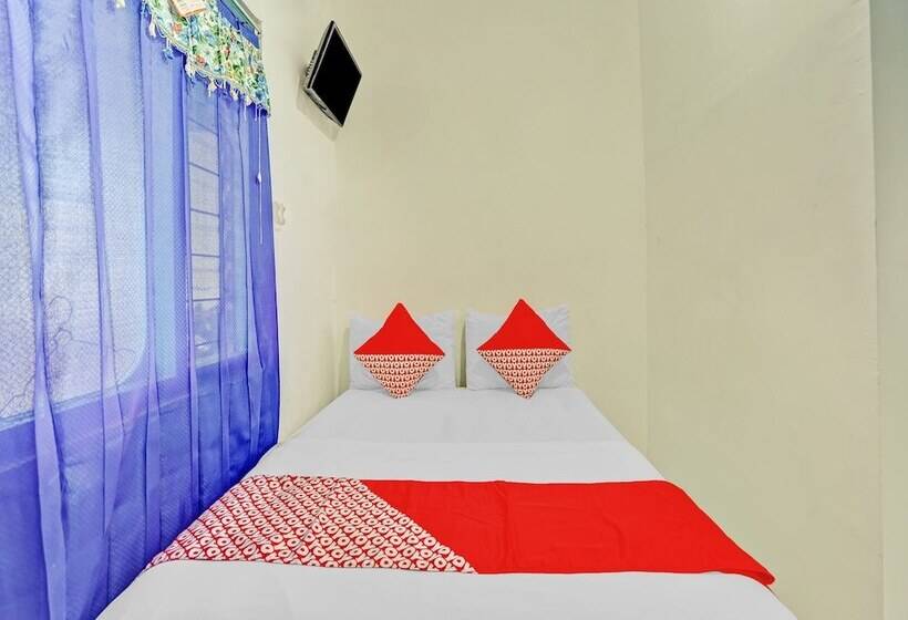 标准间, Oyo 90523 Homestay Jenggolo