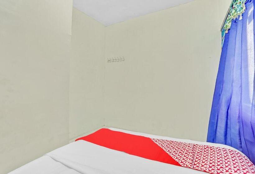 标准间, Oyo 90523 Homestay Jenggolo