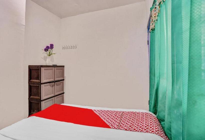 标准间, Oyo 90523 Homestay Jenggolo