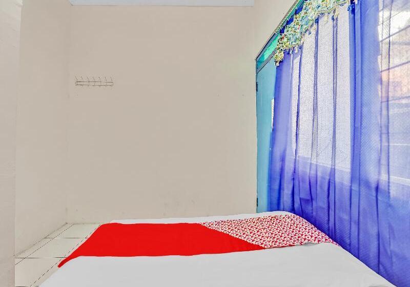 标准间, Oyo 90523 Homestay Jenggolo