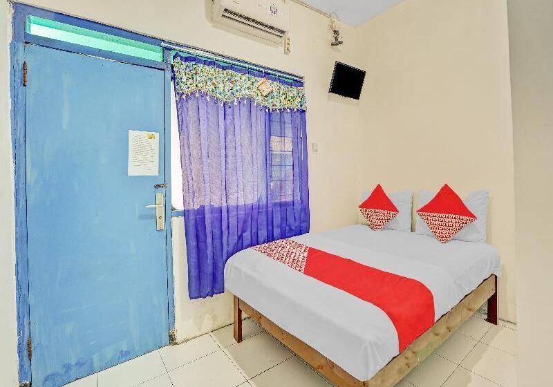 标准间, Oyo 90523 Homestay Jenggolo