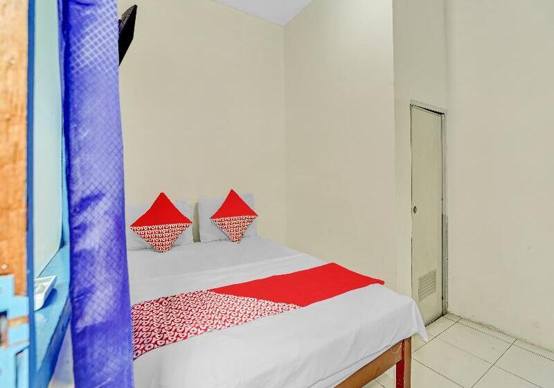 标准间, Oyo 90523 Homestay Jenggolo