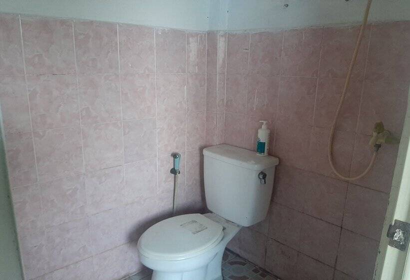 اتاق استاندارد, Spot On 90535 Cimanuk Pavilion