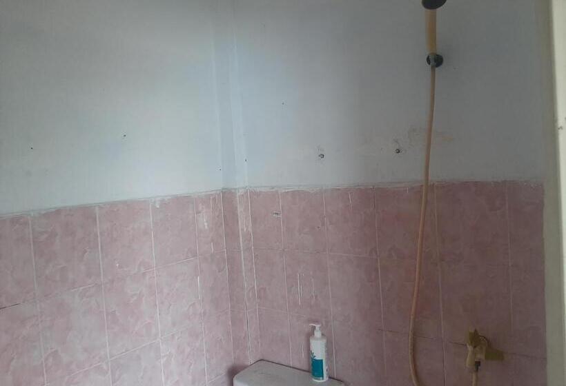 اتاق استاندارد, Spot On 90535 Cimanuk Pavilion