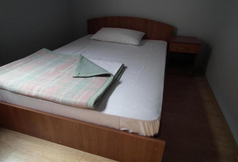 اتاق استاندارد یک نفره, Naša Tvrđava Guest Accommodation