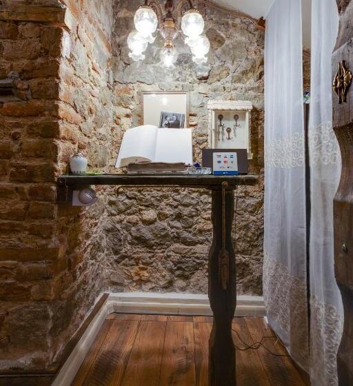 חדר סופריור עם מיטת קינג, Il Giardino Di Chiara