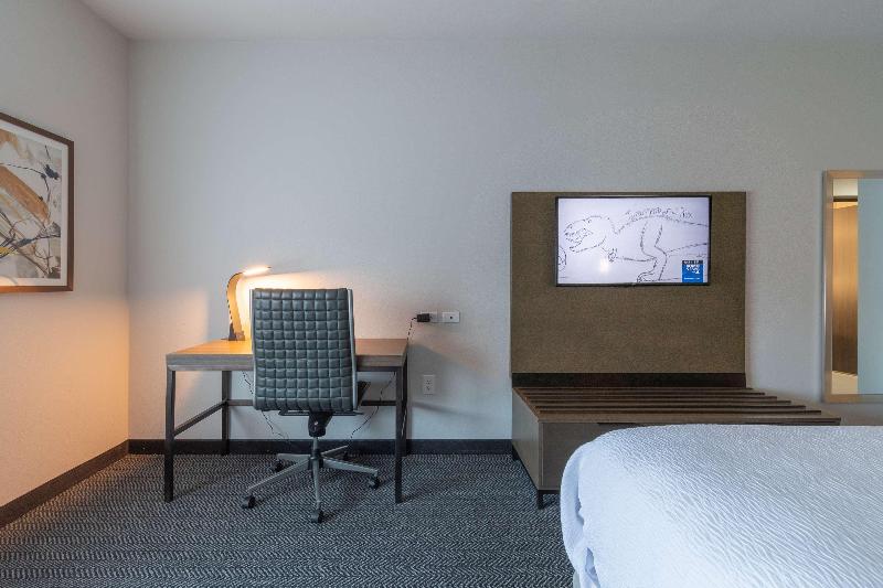 חדר סטנדרט מותאם לאדם עם מוגבלויות, Best Western Plus Tacoma