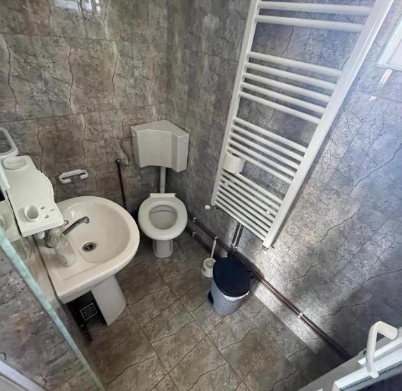 غرفة قياسية, Casa Marinca