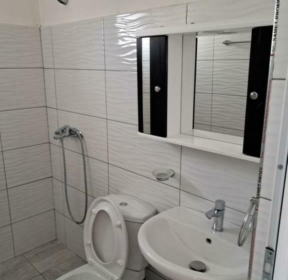 スタンダードルーム, Elton Tafa Guesthouse