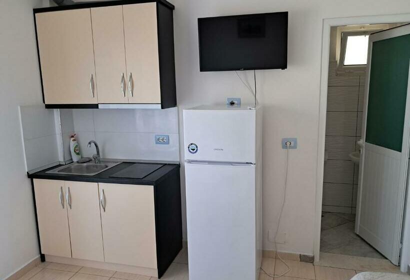 スタンダードトリプルルーム, Elton Tafa Guesthouse