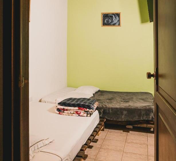 غرفة قياسية, Wild Incas Hostel