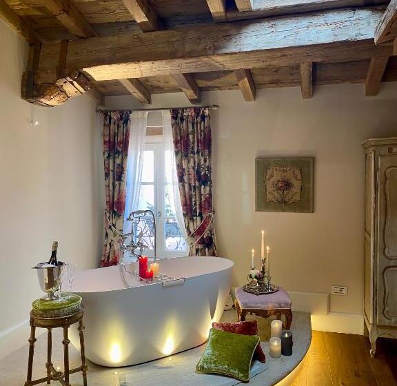 جناح إدارى, Antica Dimora Desenzano