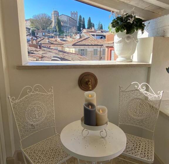 جناح مزود بتراس, Antica Dimora Desenzano