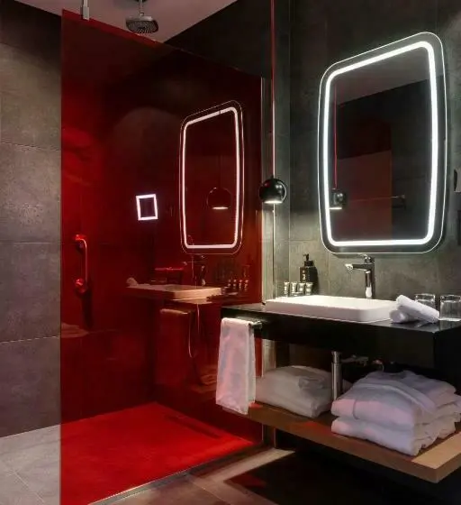スタンダードルーム, Radisson Red Hotel Johannesburg Rosebank