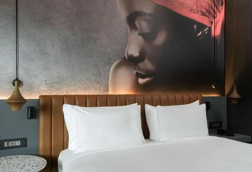 スーペリアールーム, Radisson Red Hotel Johannesburg Rosebank