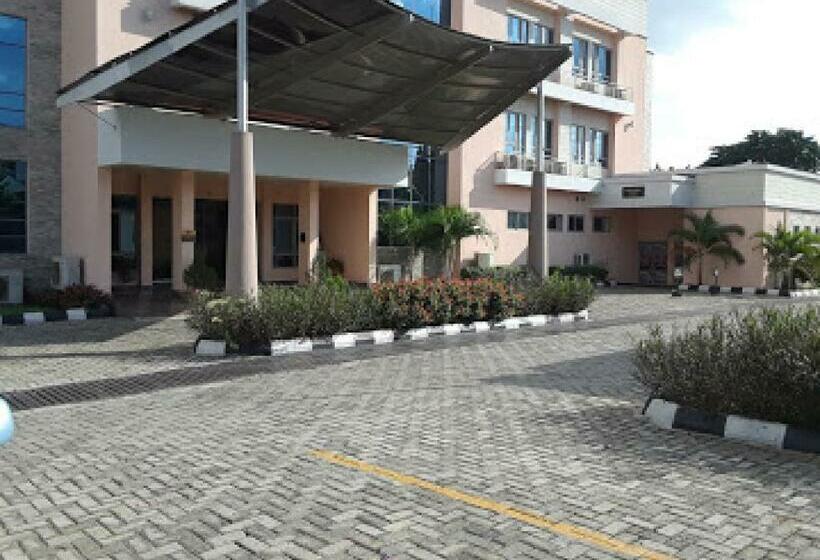 חדר סטנדרט לשלושה, Room In Apartment   Best Westerln Plus Deluxe Suite