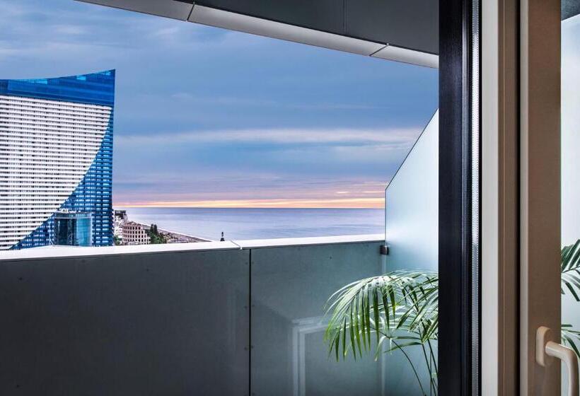 استودیوی پریمیوم, Alliance Palace Batumi