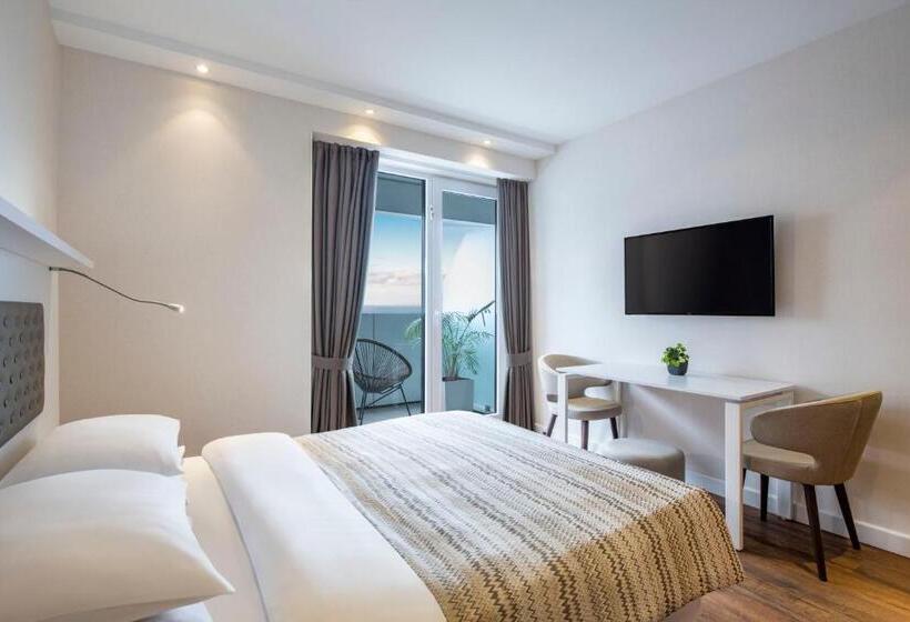 استودیوی پریمیوم, Alliance Palace Batumi