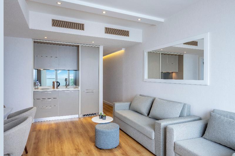 سوییت, Alliance Palace Batumi