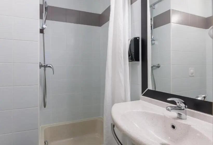 اتاق استاندارد چهار تخته, B&b Hotel Aurillac Le Lioran