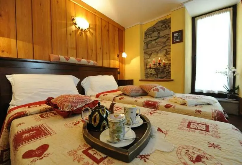 اتاق استاندارد, L'Ancien Paquier Chambre D'Hotes
