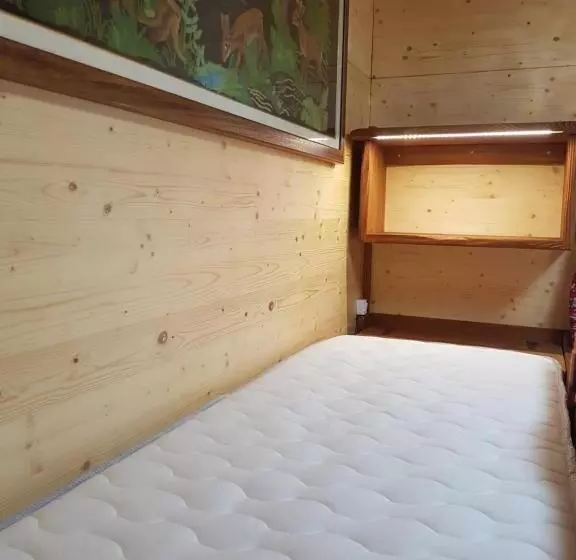 کلبه ییلاقی, L'Ancien Paquier Chambre D'Hotes