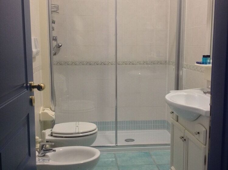 חדר סטנדרט נוף לים, Centro Congressi Polo Nautico