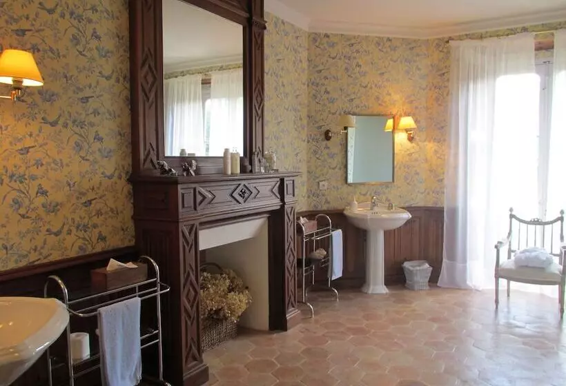 スイート, Chateau De Vauloge