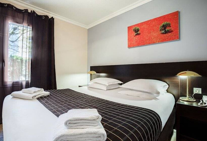 Классический Номер, Domaine De La Petite Isle   Luberon