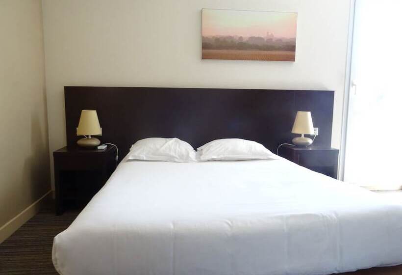 Номер Стандарт, Domaine De La Petite Isle   Luberon