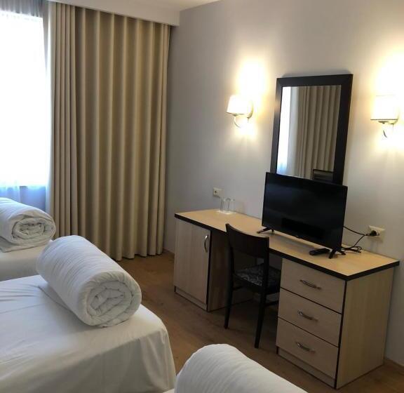 エコノミールーム, Fieri