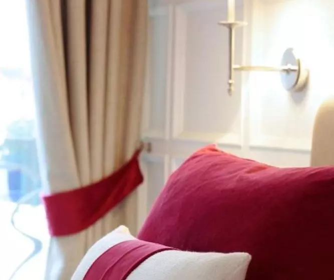 Chambre Standard Vue Fleuve, Grand Hôtel Des Alpes