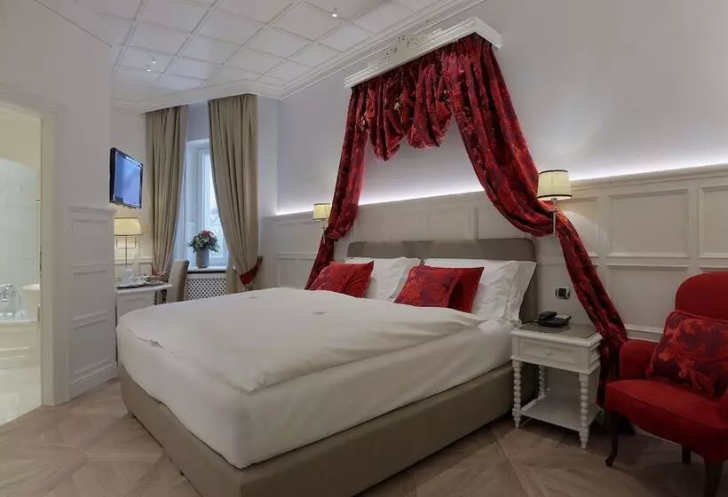 Chambre Standard Vue Fleuve, Grand Hôtel Des Alpes
