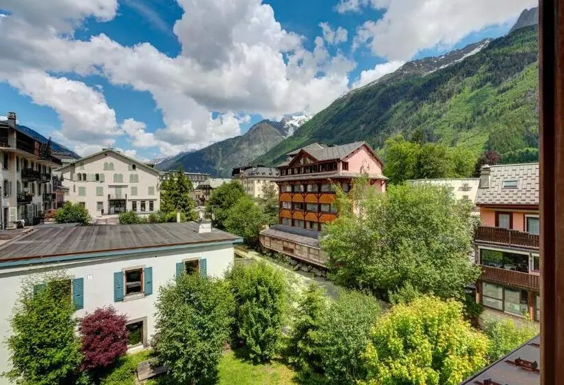 Chambre Standard Vue Fleuve, Grand Hôtel Des Alpes