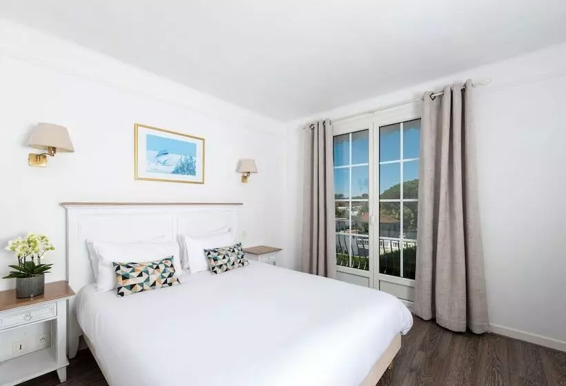 سوییت جونیور, Hôtel Beau Site   Cap D Antibes