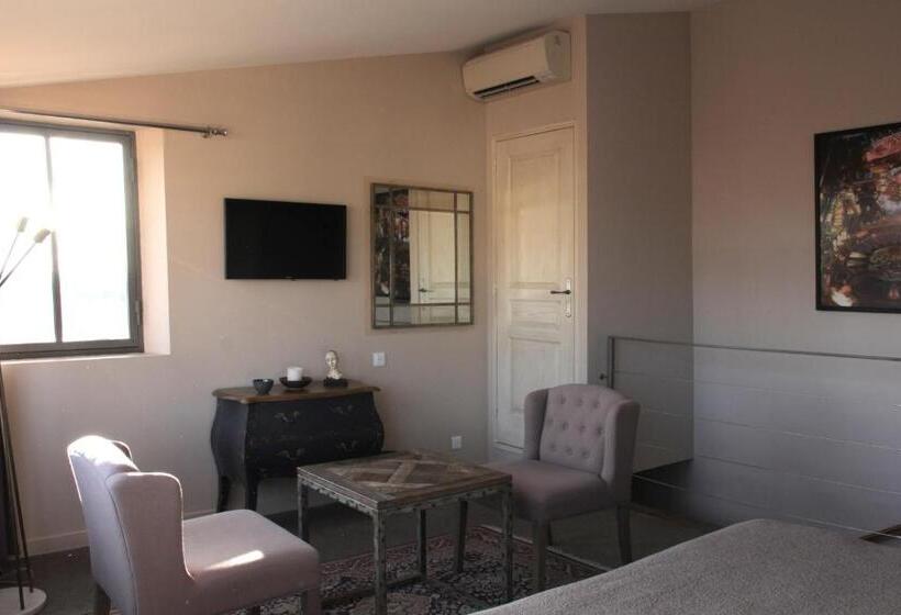 חדר סטנדרט נוף פנורמי, Hôtel De L Amphithéâtre