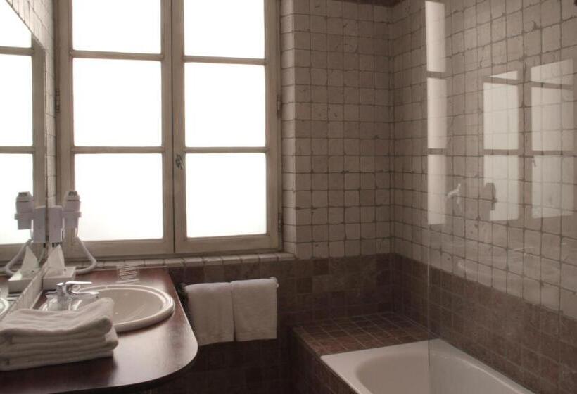 סוויטת ג'וניור, Hôtel De L Amphithéâtre