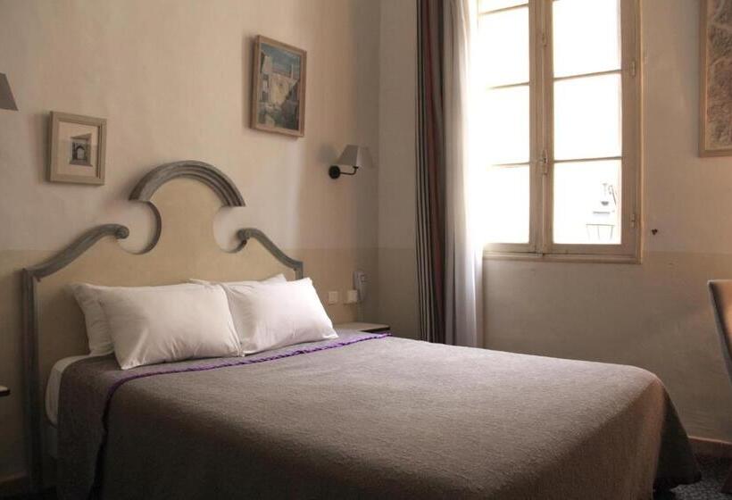 חדר בסיסי, Hôtel De L Amphithéâtre