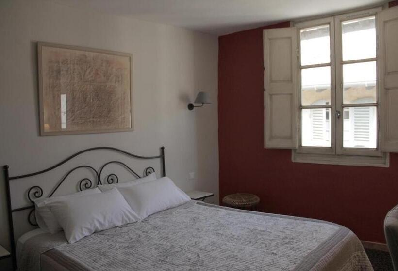 חדר בסיסי, Hôtel De L Amphithéâtre