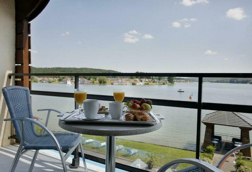 스탠다드 룸 호수 전망, Hôtel Du Golf De L Ailette, The Originals Relais